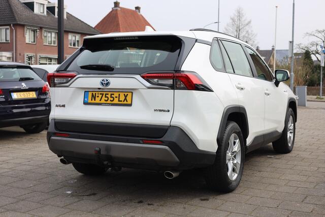 Toyota RAV4 2.5 HYBRID AUT | NAVI | CAMERA | TREKHAAK