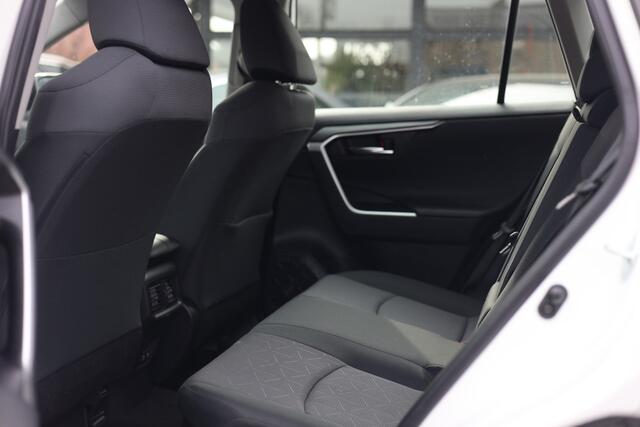 Toyota RAV4 2.5 HYBRID AUT | NAVI | CAMERA | TREKHAAK