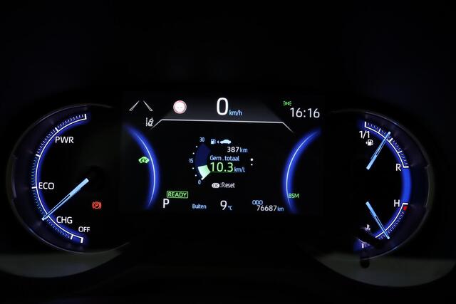 Toyota RAV4 2.5 Hybrid AWD Bi-Tone | 1650kg trekgewicht! | Electrische Achterklep | Parkeersensoren rondom | Camera | Draadloos Telefoonladen | 10 Jaar Garantie |