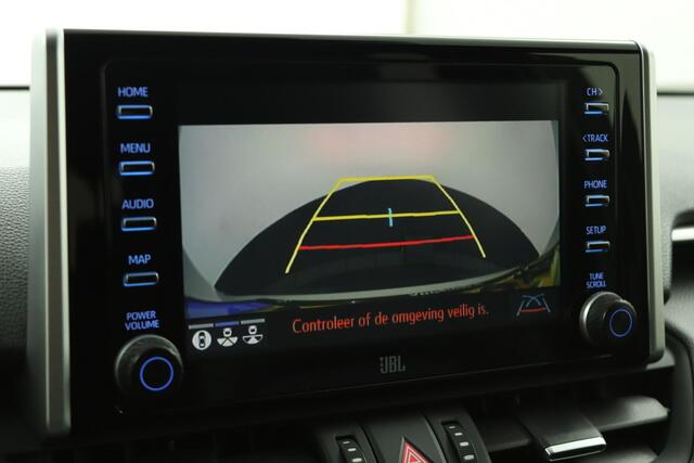 Toyota RAV4 2.5 Hybrid AWD Bi-Tone | 1650kg trekgewicht! | Electrische Achterklep | Parkeersensoren rondom | Camera | Draadloos Telefoonladen | 10 Jaar Garantie |