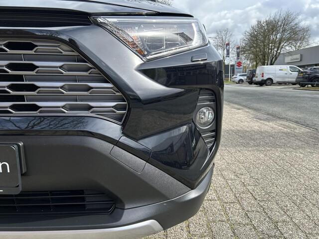 Toyota RAV4 2.0 VVT-iE Business Intro