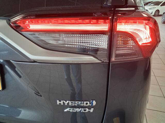 Toyota RAV4 2.5 Hybrid AWD Style
