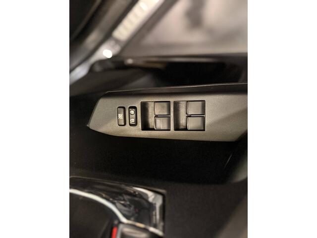 Toyota RAV4 2.5 Hybrid Black Edition | Elektrische achterklep |