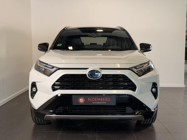 Toyota RAV4 2.5 Hybrid AWD Bi-Tone