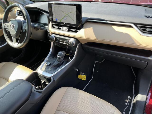 Toyota RAV4 2.5 Hybrid AWD Executive | Trekhaak | Treeplanken | Bearlock | Beige geventileerd leder |