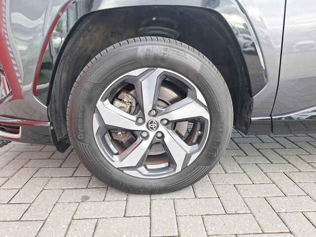 Toyota RAV4 2.5 Plug-in Hybrid AWD Style *Met trekhaak!*