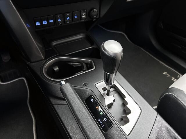 Toyota RAV4 2.5 Hybrid AWD Executive | Trekhaak | Panoramadak | Stoelverwarming | elektrische achterklep | Onderweg-naar-dealer