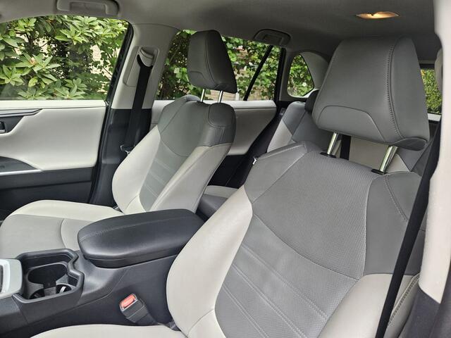 Toyota RAV4 2.5 Hybrid Executive 360 graden camera/Stoel verkoeling