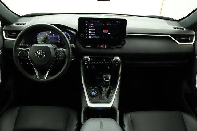 Toyota RAV4 2.5 Hybrid AWD Bi-Tone | Stoel- en Stuurwielverwarming | 1.650kg Trekgewicht | Camera | Electrische achterklep |