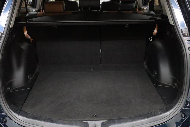 Toyota RAV4 2.0 VVT-i AWD Executive | Elek. Glazen Schuifdak | Afneembare Trekhaak | 360° Camera | Cruise-control | Clima | Navigatie | Stoelverwarming | Parkeersensoren V+A | Lederen Bekleding | Keyless | Dodehoekdetectie