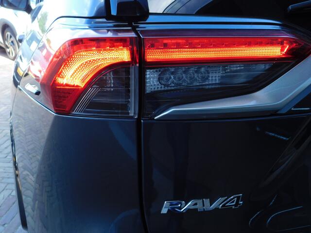 Toyota RAV4 2.5 Plug-in Hybrid AWD Style | Trekhaak