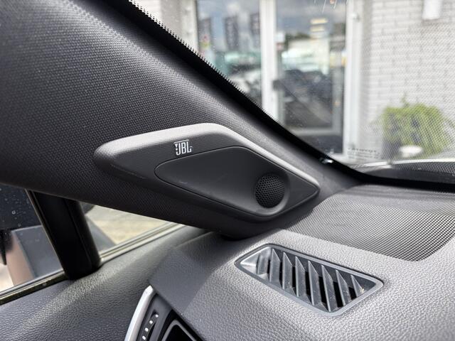 Toyota RAV4 2.5 Plug-In Hybrid Bi-Tone + | JBL | 360 Camera | HUD | Trekhaak