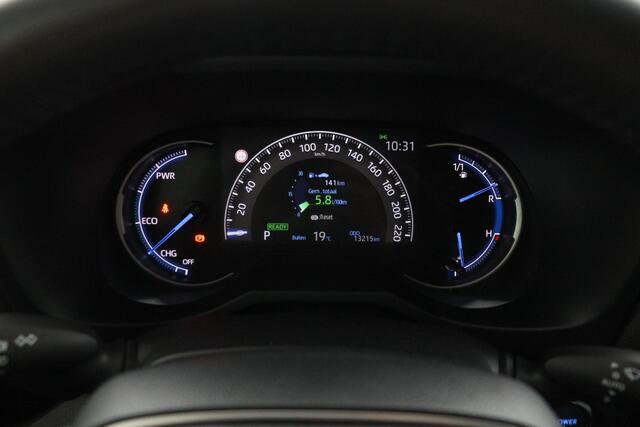 Toyota RAV4 2.5 Hybrid TeamNL | Leder bekleding | Trekhaak | stoelverwarming | Apple Carplay/Android Auto |