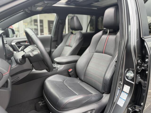 Toyota RAV4 2.5 Hybrid AWD Bi-Tone | GEEN AFLEVERKOSTEN | Schuif-/kanteldak, Head-up display, Rondomzicht camera