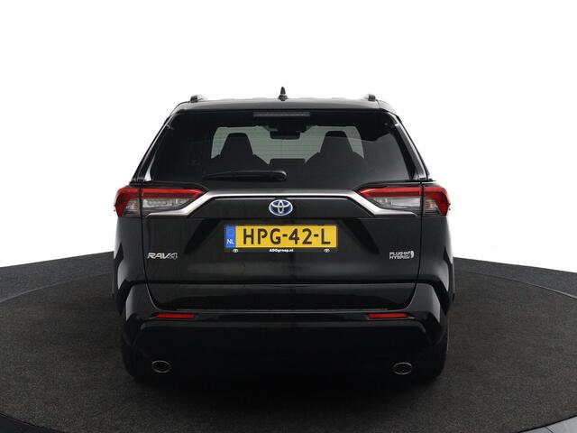 Toyota RAV4 2.5 Plug-in Hybrid AWD Dynamic Elektrisch Verstelbare Bestuurdersstoel | Stoel en Stuurwielverwarming | Draadloos telefoonlader | Grootscherm Navigatie |