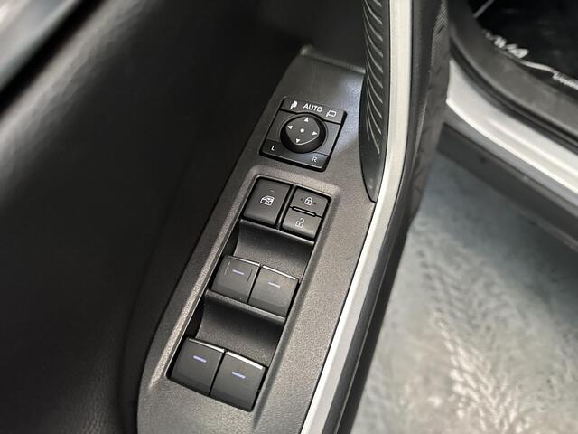 Toyota RAV4 2.5 Hybrid AWD Bi-Tone