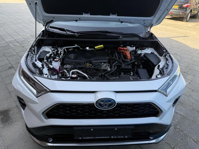 Toyota RAV4 2.5 Plug-in Hybrid AWD Bi-Tone Plus Stoelverkoeling/verwarming, Airco op afstand bediend,
