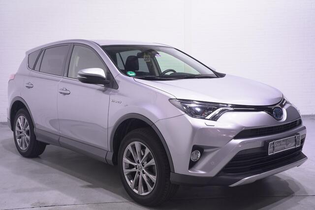 Toyota RAV4 AWD Dynamic Team-Duitsland navigatie camera 1650kg trekgewicht onderhouds historie electrische achterklep stoel/stuurverwarming private-glas half lederen bekleding