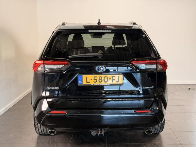 Toyota RAV4 2.5 Hybrid Black Edition | Schuif-kanteldak | Afneembare trekhaak | Alarm |