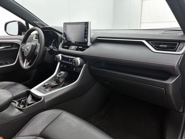 Toyota RAV4 2.5 Plug-in Hybrid AWD Style | BTW voertuig | JBL | Trekhaak | Stoel+stuurverwarming | Dodehoek detectie | Elektrische achterklep | Parkeersensoren voor+achter | Cruise Control Adaptive | Apple CarPlay/Android Auto |