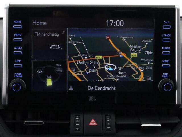 Toyota RAV4 2.5 Plug-in Hybrid AWD Bi-Tone Plus | 1500 KG trekgewicht | JBL Audio | Stoelverwarming & ventilatie | Memory Seats | Navigatie
