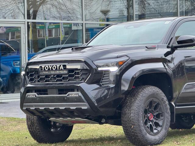 Toyota TACOMA 2.4L Hybrid TRD PRO