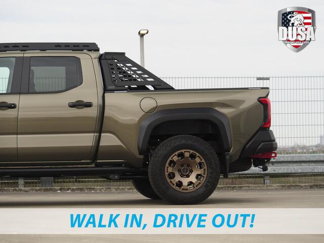 Toyota TACOMA 2.4L | i-FORCE MAX | Trailhunter Roofrack | Led Pakket | Bronze Oxide Getoonde accessoires zijn verkrijgbaar tegen meerprijs