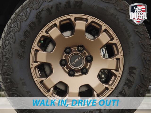 Toyota TACOMA 2.4L | i-FORCE MAX | Trailhunter Roofrack | Led Pakket | Bronze Oxide Getoonde accessoires zijn verkrijgbaar tegen meerprijs