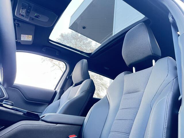 Toyota URBAN CRUISER Executive 61 kWh 100% ELEKTRISCH en 100% TOYOTA