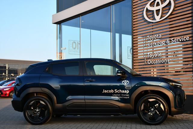 Toyota URBAN CRUISER Dynamic 61 kWh Automaat 175pk | Dodehoekdetectie | Achterbank verschuifbaar | Apple Carplay/Android Auto |