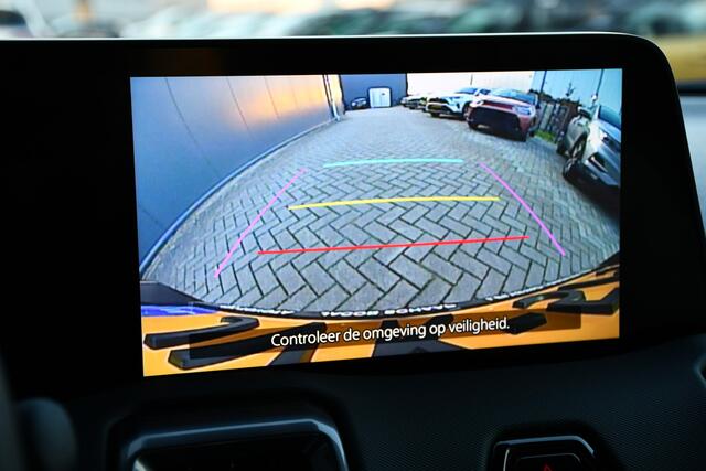 Toyota URBAN CRUISER Dynamic 61 kWh Automaat 175pk | Dodehoekdetectie | Achterbank verschuifbaar | Apple Carplay/Android Auto |