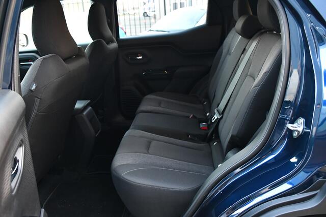 Toyota URBAN CRUISER Dynamic 61 kWh Automaat 175pk | Dodehoekdetectie | Achterbank verschuifbaar | Apple Carplay/Android Auto |