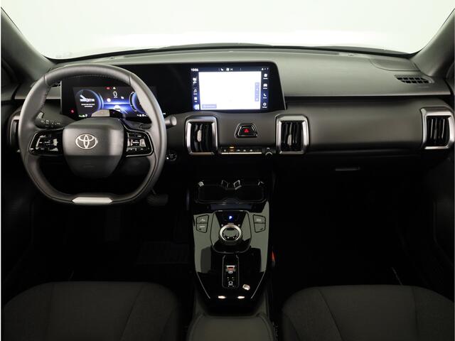 Toyota URBAN CRUISER Dynamic 61 kWh *NIEUW* | 18" LM velgen | Metaallak | Draadloze telefoonlader |