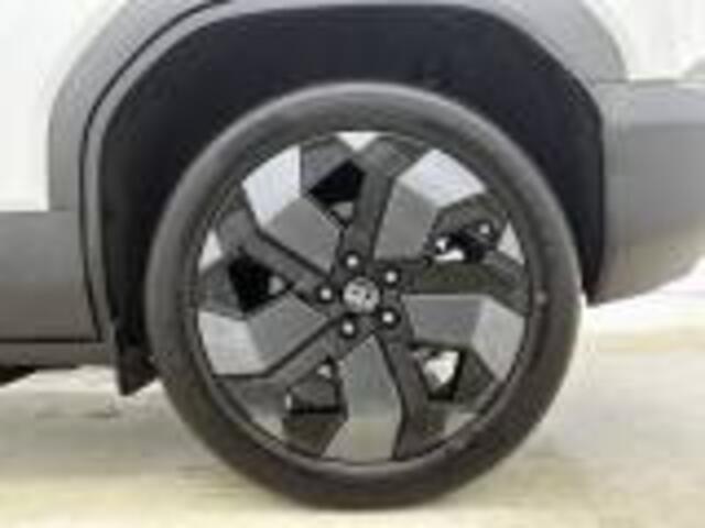 Toyota URBAN CRUISER Executive 61 kWh | Intro pack