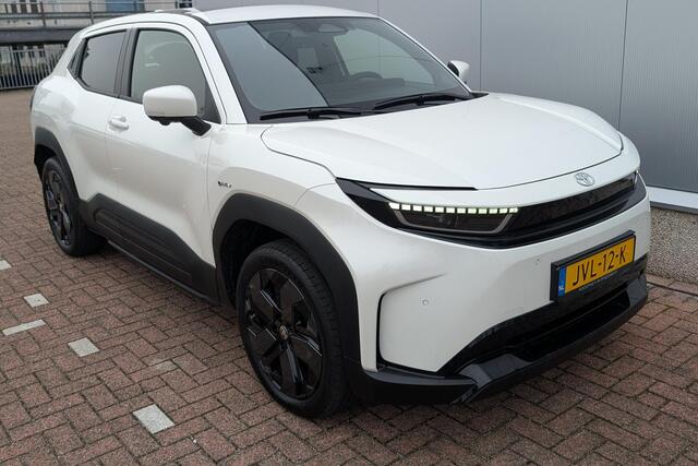 Toyota URBAN CRUISER Executive 61 kWh