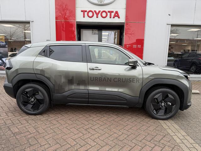 Toyota URBAN CRUISER Dynamic 61 kWh