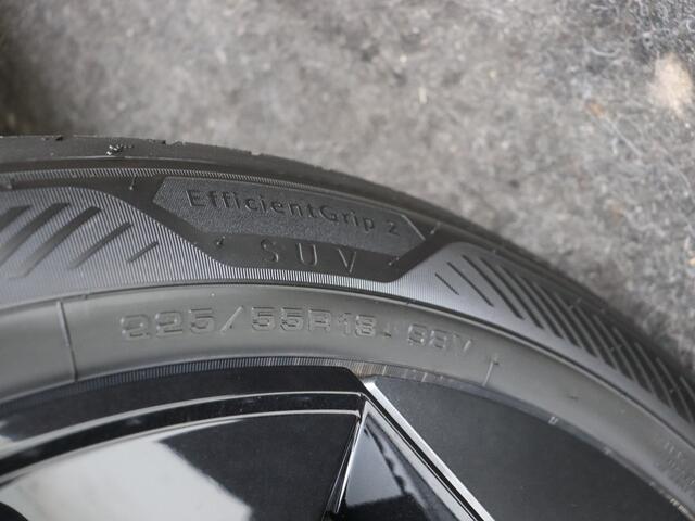 Toyota URBAN CRUISER Dynamic 61 kWh