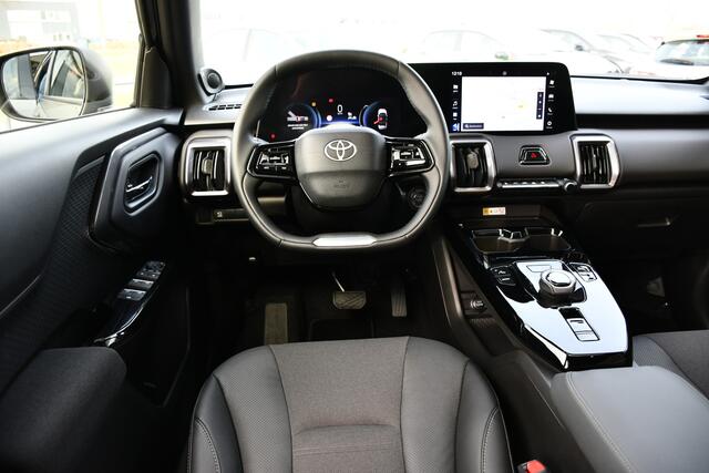 Toyota URBAN CRUISER Executive 61 kWh Automaat 174pk | Nieuw | Panoramadak | JBL-audio | 360 graden camera |