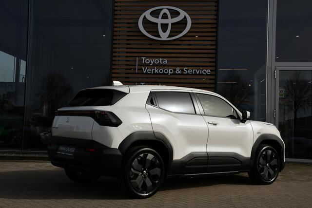 Toyota URBAN CRUISER Executive 61 kWh Automaat 174pk | Nieuw | Panoramadak | JBL-audio | LED koplampen |