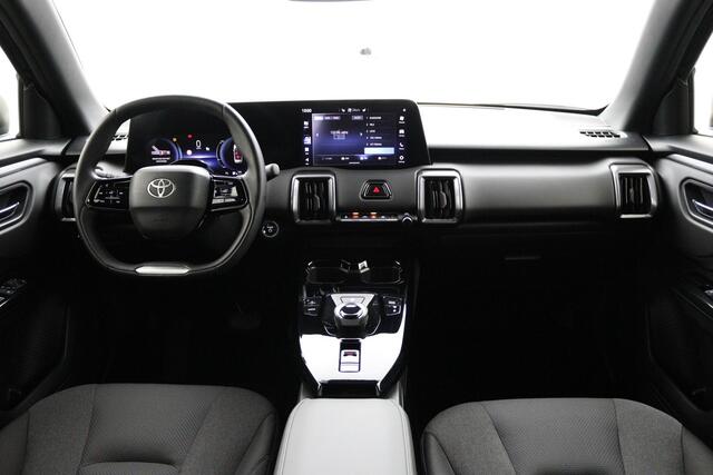 Toyota URBAN CRUISER Dynamic 61 kWh | Nieuw uit voorraad leverbaar! |