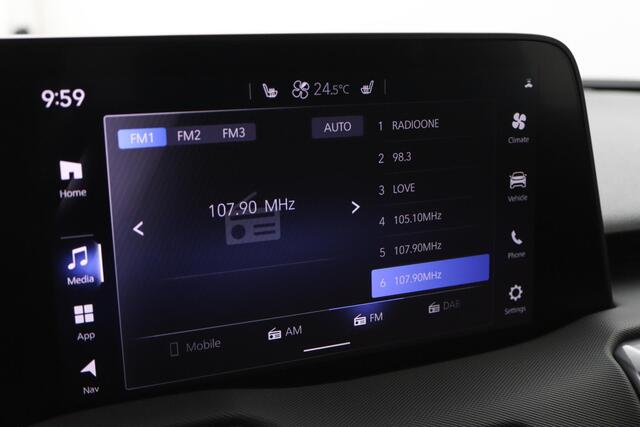 Toyota URBAN CRUISER Dynamic 61 kWh | Nieuw uit voorraad leverbaar! |