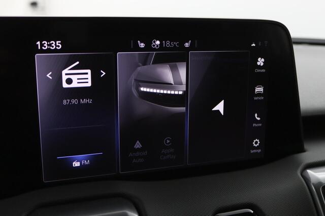 Toyota URBAN CRUISER Dynamic 61 kWh | Nieuw uit voorraad leverbaar! |