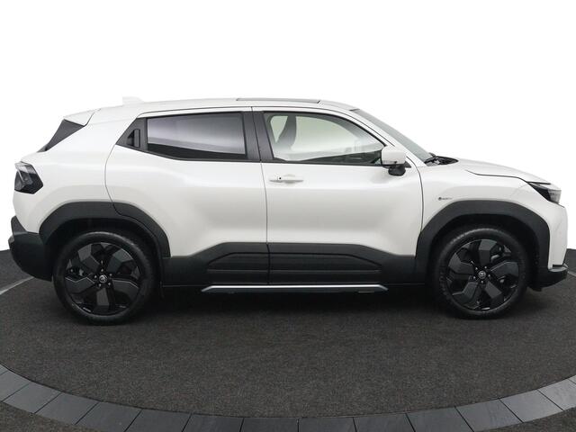 Toyota URBAN CRUISER Executive 61 kWh | Panorama Dak | Kunstlederen Bekleding | 360 Camera | JBL Audio | Sensoren Rondom |