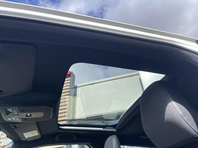 Toyota URBAN CRUISER Executive 61 kWh | Nu met EXTRA INRUILVOORDEEL VAN ¤ 1.500,-