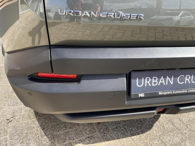 Toyota URBAN CRUISER Dynamic 61 kWh | Nu met EXTRA INRUILVOORDEEL VAN ¤ 1.500,-