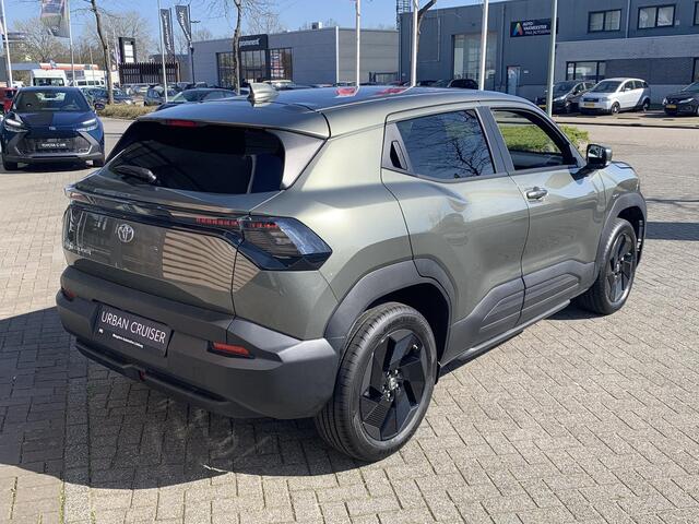 Toyota URBAN CRUISER Dynamic 61 kWh EXTRA INRUILVOORDEEL ¤ 1.500,--