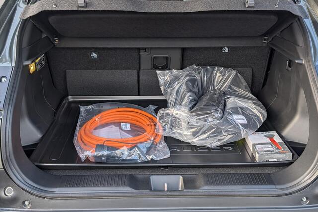 Toyota URBAN CRUISER Dynamic 61 kWh