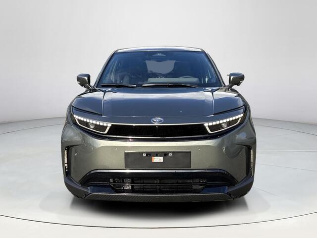 Toyota URBAN CRUISER Executive 61 kWh **LAND BREEZE GREEN/ NIEUWE AUTO/ DIRECT LEVERBAAR**