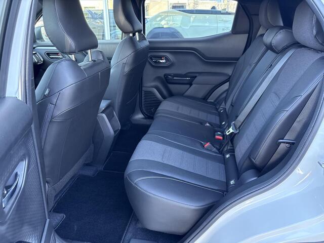 Toyota URBAN CRUISER Executive 61 kWh **PANORAMA DAK/ STUURVERWARMING/ 360 CAMERA**