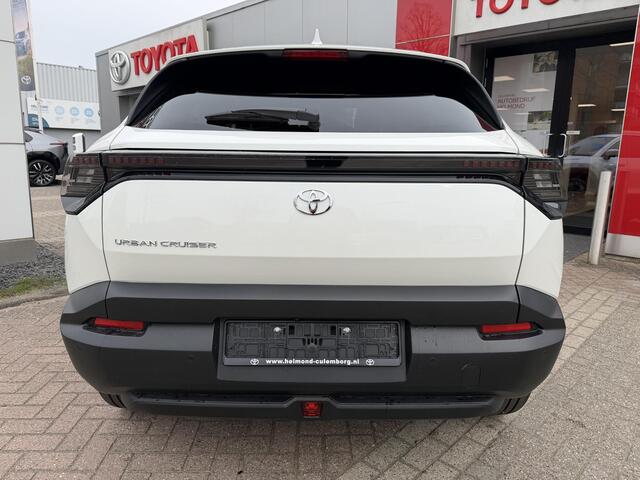 Toyota URBAN CRUISER Executive AWD 61 kWh